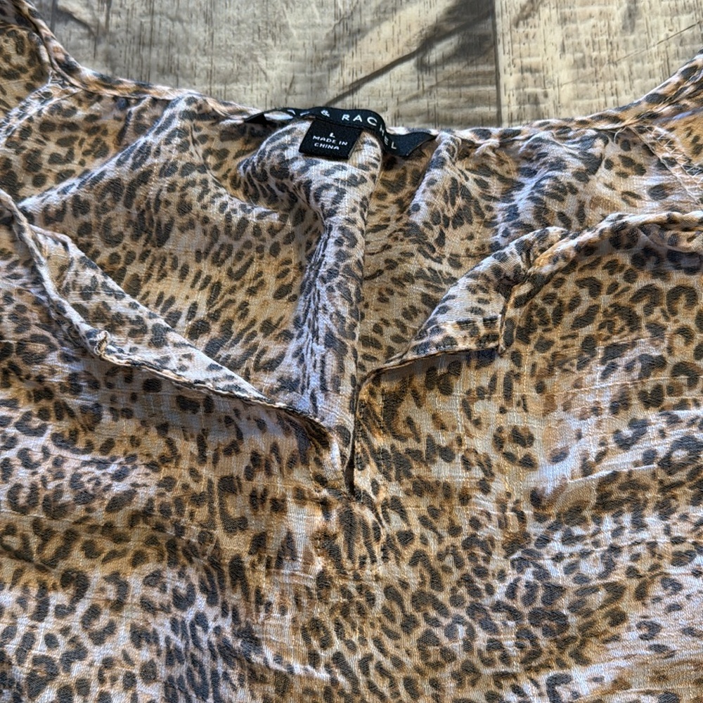 ZAC & RACHEL Leopard TOP- size L - Picture 5 of 7